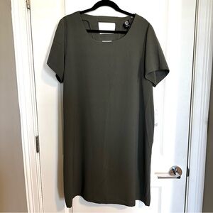 bobeau Olive Short Sleeve Dress